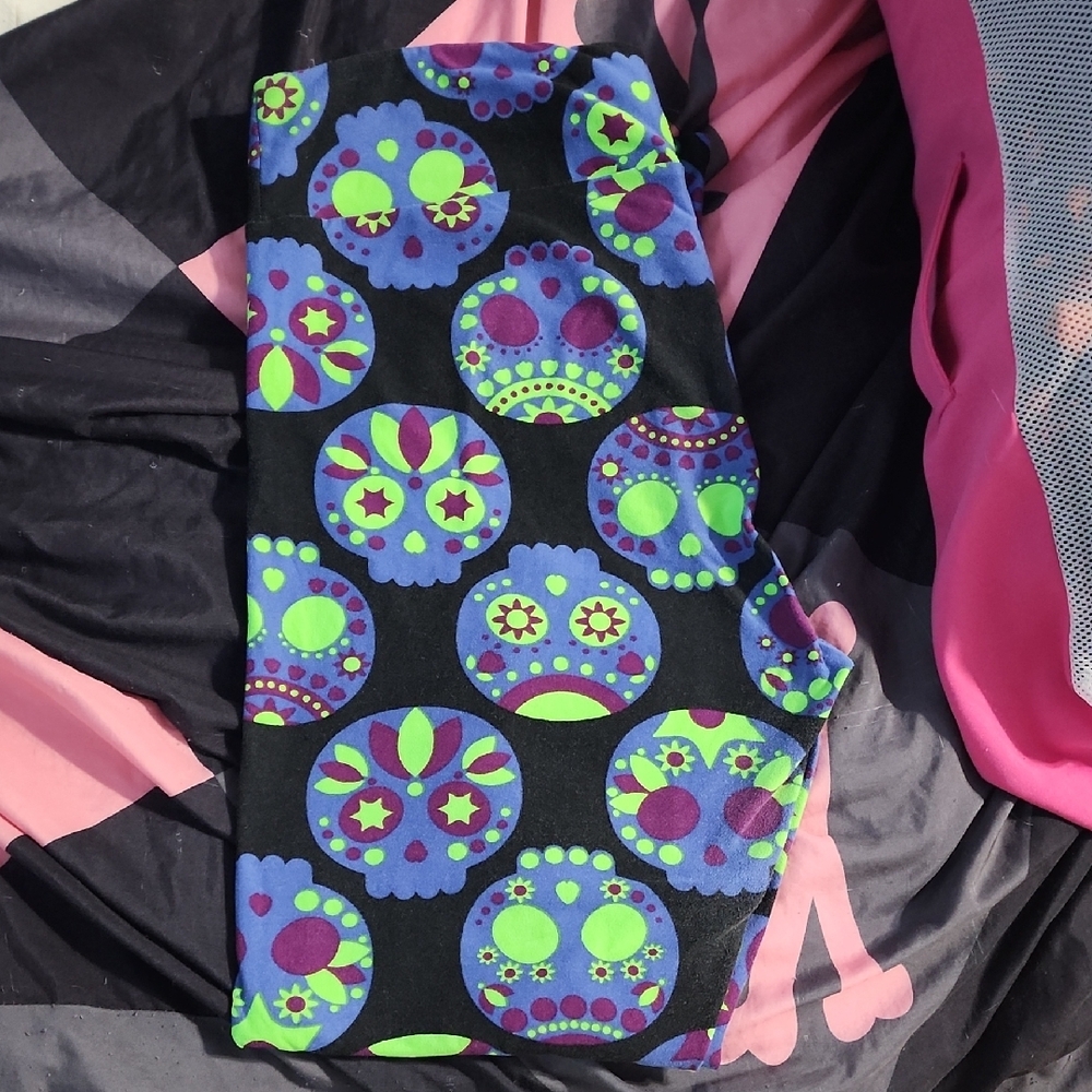 Colorful Skull Pattern Leggings